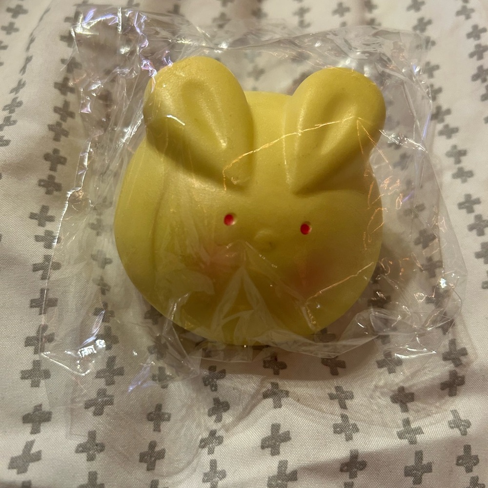 Kiibru Yellow Marshmallow Bunny Squishy